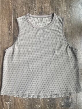 X by Gottex Beige Sleeveless Athletic Cropped Tank Size M